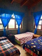 Casa Qatzij - Guest House