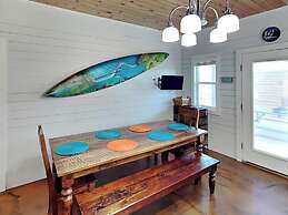 Rp14 - Cassie's Surfing Cow Cottage