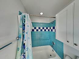 Rp14 - Cassie's Surfing Cow Cottage