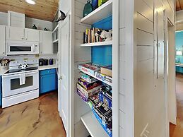 Rp14 - Cassie's Surfing Cow Cottage