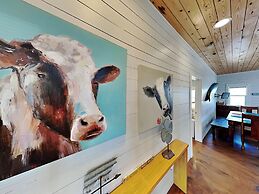 Rp14 - Cassie's Surfing Cow Cottage