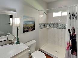 Rp14 - Cassie's Surfing Cow Cottage