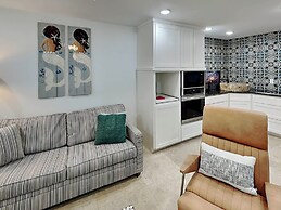 Bb103- Misty's Crab Shack