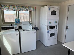 Bb103- Misty's Crab Shack