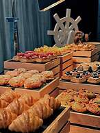 Hotel Indigo Wuxi Taihu New City by IHG