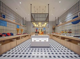 Holiday Inn Express Shanghai Hongqiao Linkong by IHG