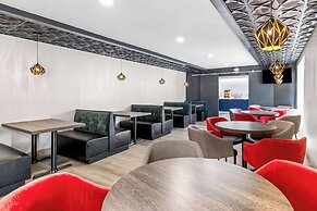 Best Western Buffalo Inn & Suites
