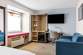 Best Western Buffalo Inn & Suites