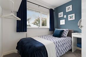 Harley s Way - Short Walk to Beach and Village