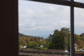 Harley s Way - Short Walk to Beach and Village