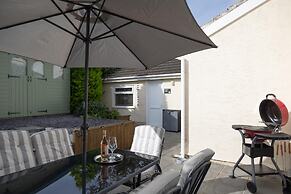 Harley s Way - Short Walk to Beach and Village