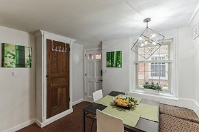 228 Catherine Street