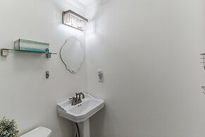 228 Catherine Street