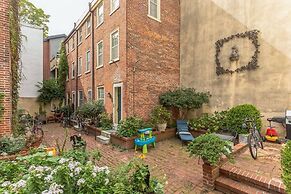 228 Catherine Street