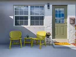 Casa Limon - Saltwater Pool and 10 min to Beach