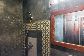 TwoSpaces Living at Kayu Beach Villa