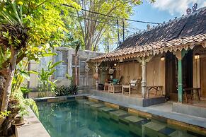 TwoSpaces Living at Kayu Beach Villa