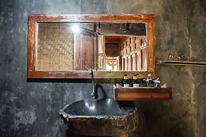 TwoSpaces Living at Kayu Beach Villa