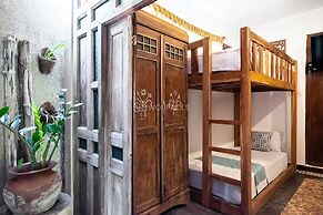 TwoSpaces Living at Kayu Beach Villa