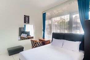 OYO Life 3055 Rumah Enin