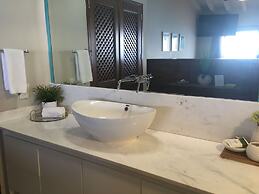 Los Tules Ocean Front Resort