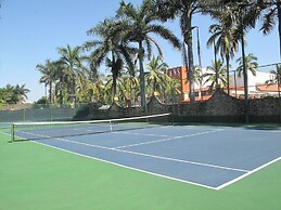 Los Tules Ocean Front Resort