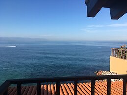 Los Tules Ocean Front Resort