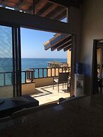 Los Tules Ocean Front Resort