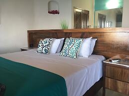 Los Tules Ocean Front Resort