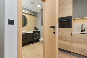 Plac Wolności 6 by Renters