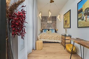 Plac Wolności 6 by Renters