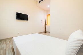 OYO Life 2801 Sari Panguripan (Kos Putri & Pasutri)