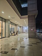 One Uptown Residence