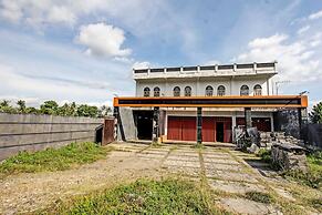 OYO 91739 Ayu Bypass MansionNearBundaran Gerung