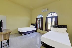 OYO 91739 Ayu Bypass MansionNearBundaran Gerung