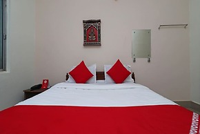 Goroomgo Padoshi Puri