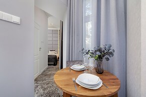 Cracow Apartments Rakowicka by Renters