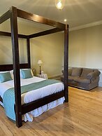 Holbrook Manor & Spa.