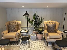 Holbrook Manor & Spa.