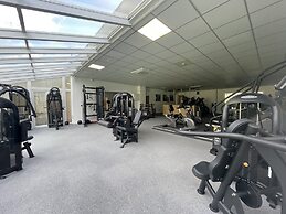 Holbrook Manor & Spa.