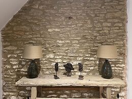 Holbrook Manor & Spa.