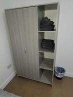 Stunning 2-bed Apartment in Manchester Built 2023