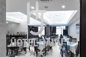 Hotel Javu