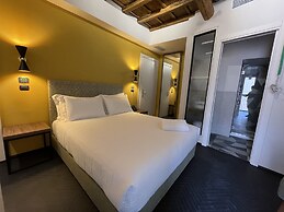 Passpartout Boutique Palace