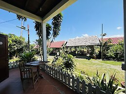 Kingkham Riverside Hotel