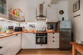 Miss Penny in Lucca With 2 Bedrooms and 1 Bathrooms