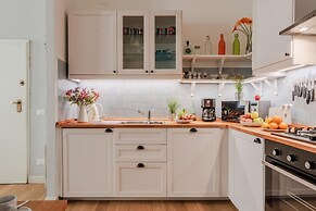 Miss Penny in Lucca With 2 Bedrooms and 1 Bathrooms