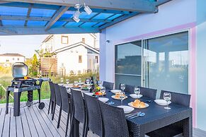 Nanki shirahama Venus