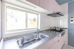 Nanki shirahama Venus