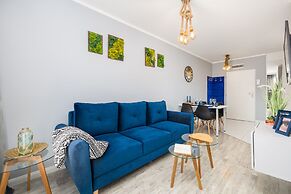 Beach Wave Apartment by Renters Prestige